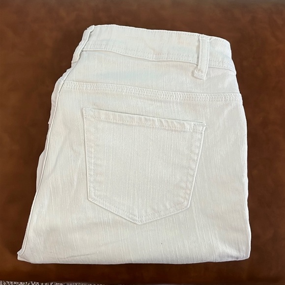 Soft Surroundings Walking Shorts Size 6 - Picture 7 of 16
